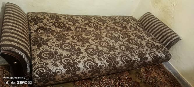 Sofa cumbed