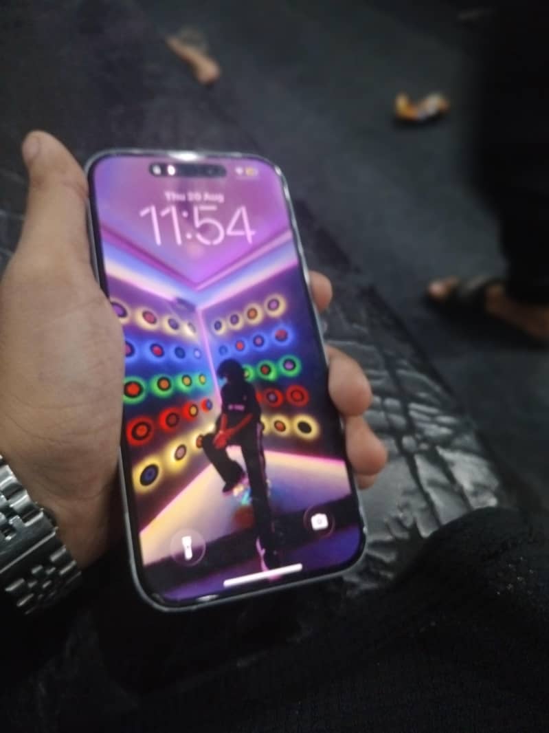 Apple iPhone 15 5
