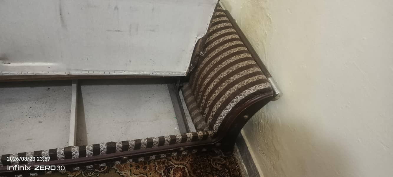 Sofa cumbed 4