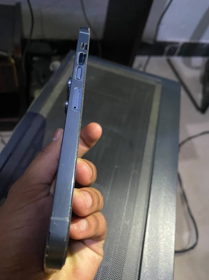 Apple iPhone 13 Pro Max 5