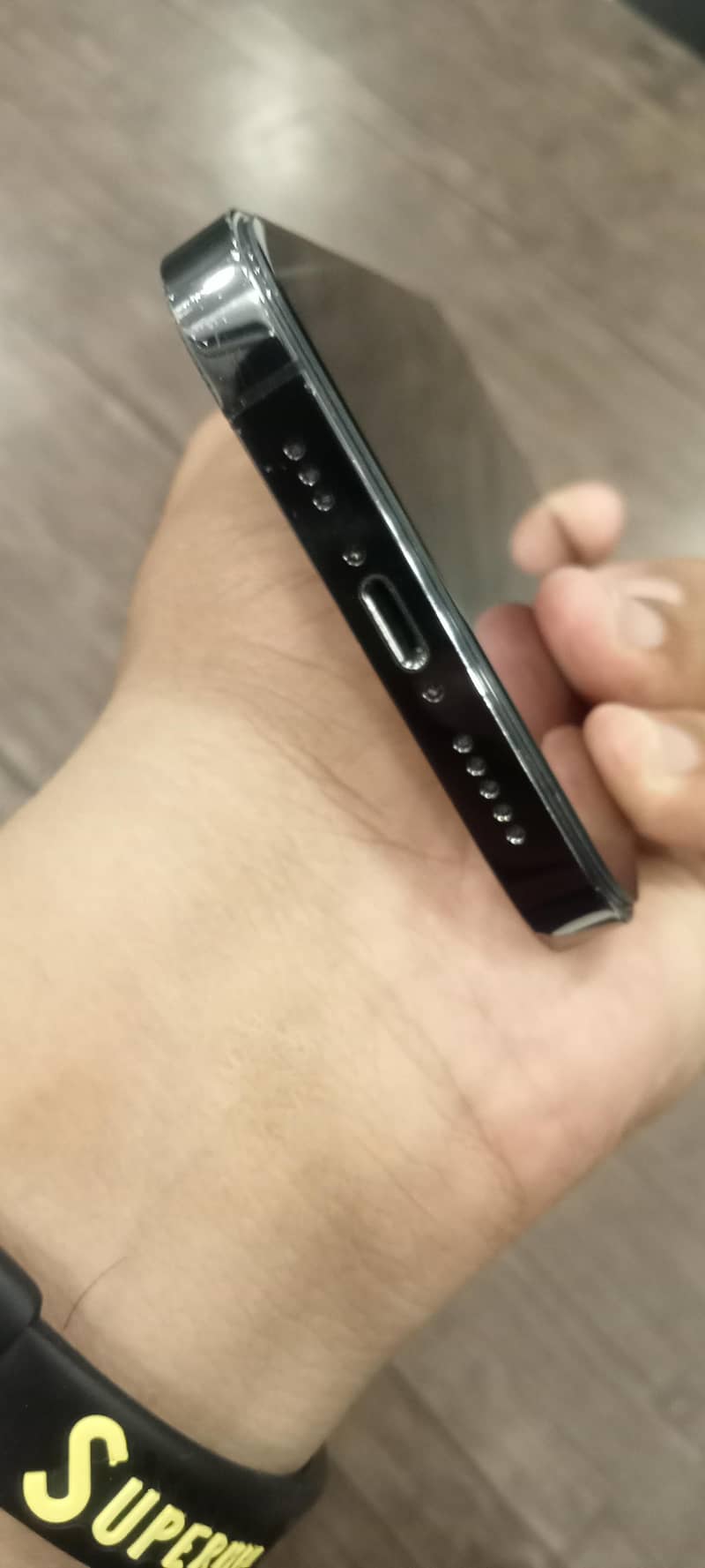 Apple iPhone 13 Pro 2