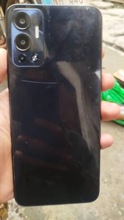 Infinix Hot 12
