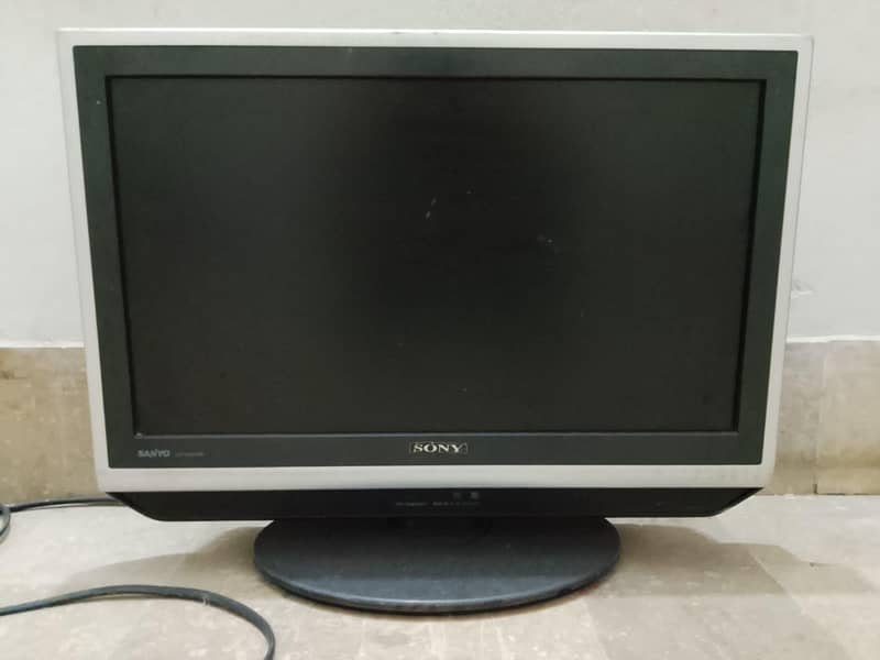 LCD TV 6