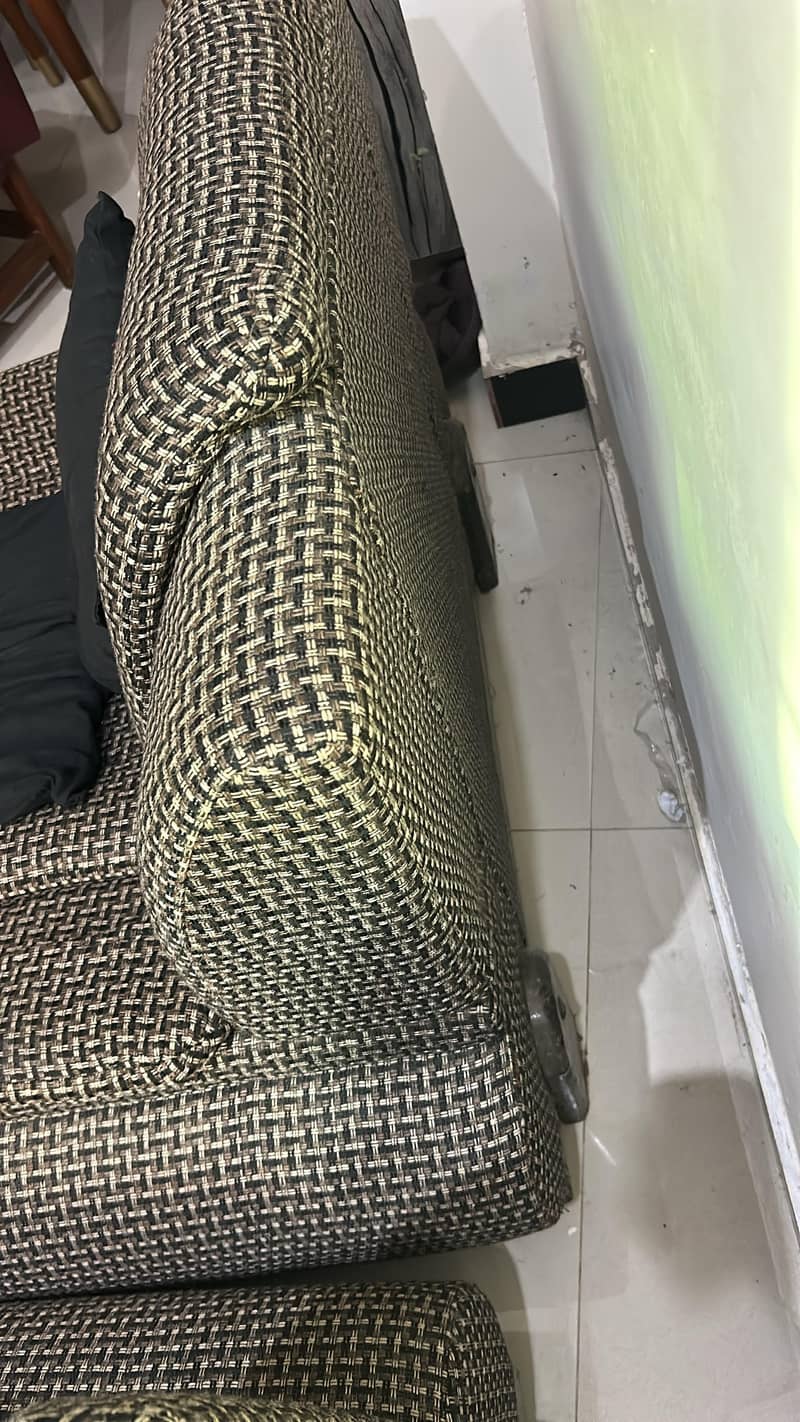 sofa set new condition 6