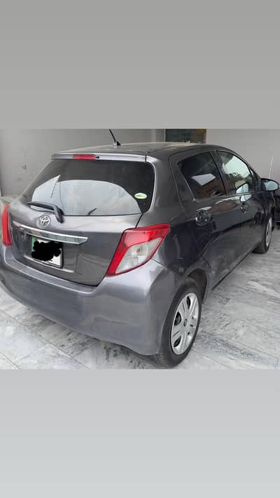 Toyota Vitz 2012