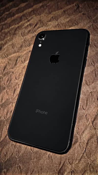 Apple iPhone XR