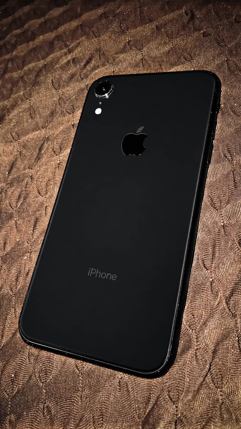 Apple iPhone XR 1