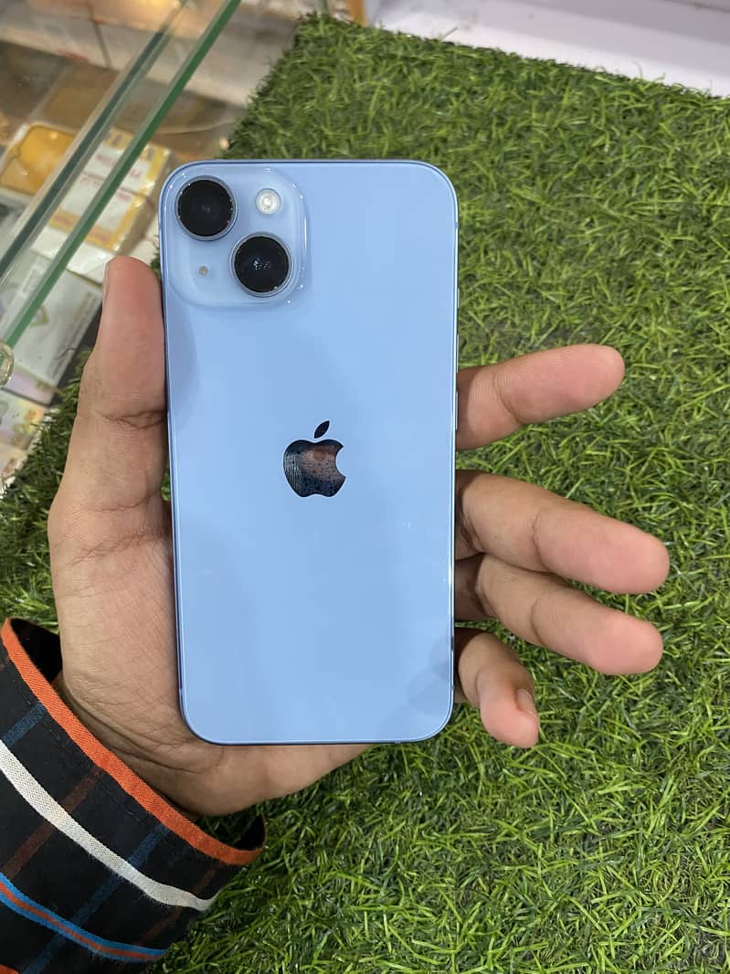 Apple iPhone 14 7