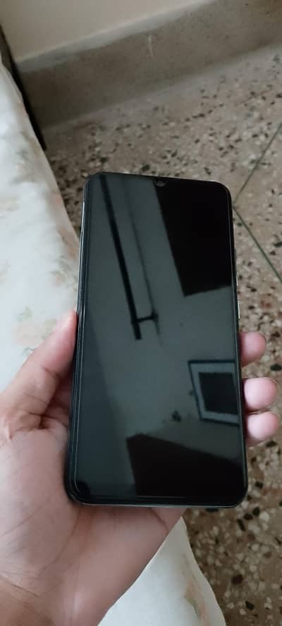 Vivo Y17
