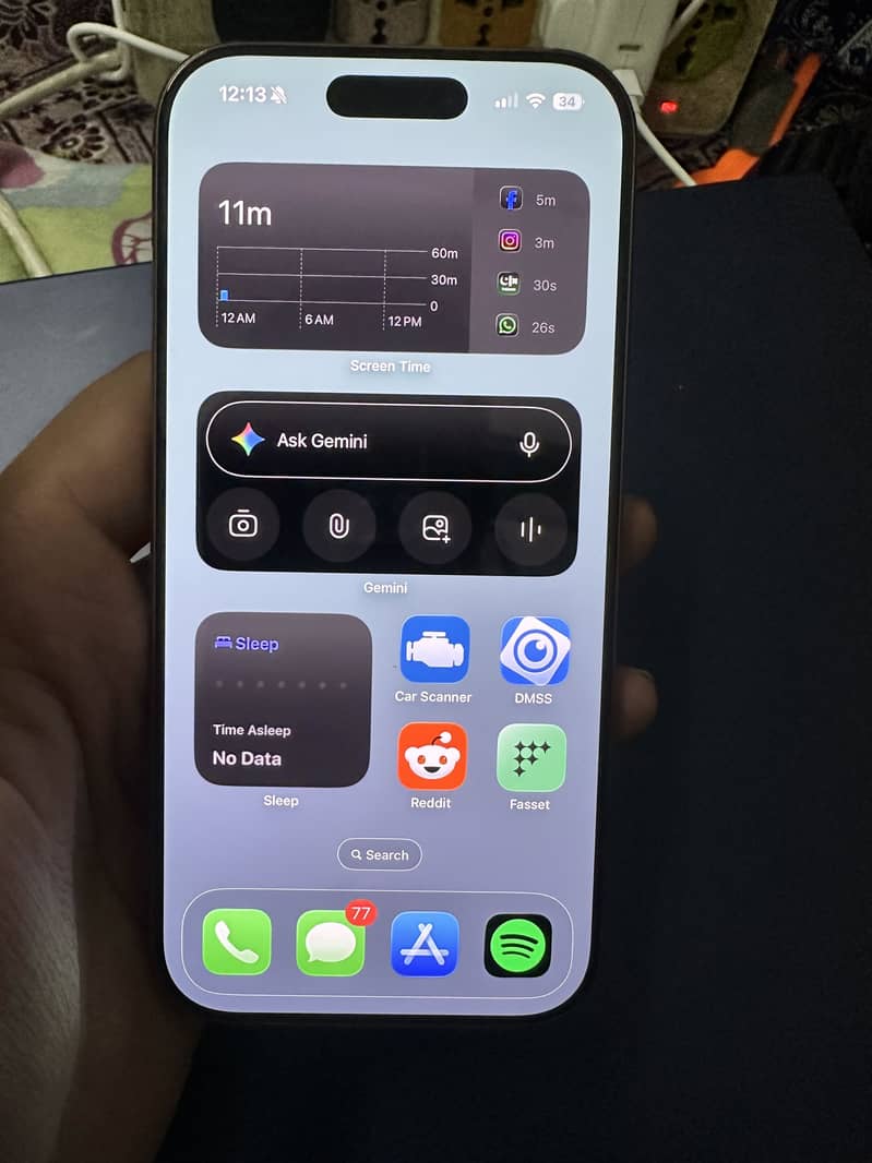 Apple iPhone 16 Pro 8