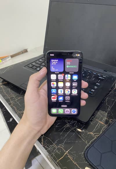 Apple iPhone XS