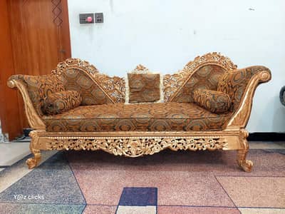 Dewan | sofa| three seater | chinioti wooden | chinioti sofa