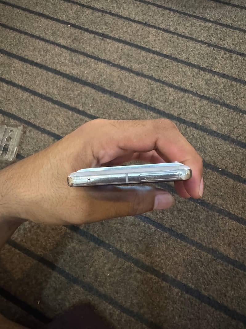 Google Pixel 7 Pro 6