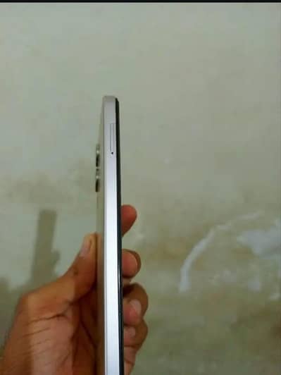 Vivo y04