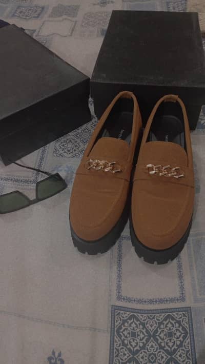 Chunky Lug Sole Loafers Black & Brown