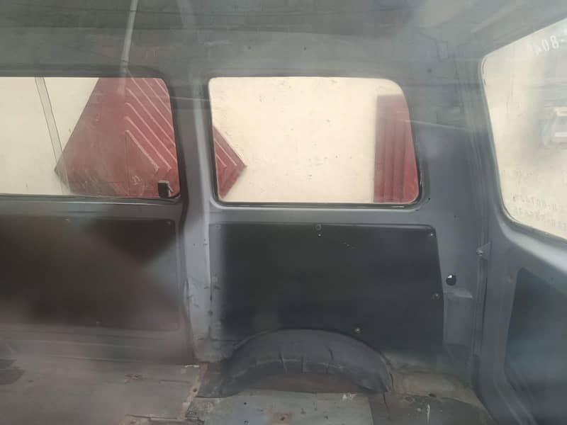 Suzuki bolan 1