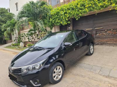 Toyota Corolla GLI 2015 automatic first owner