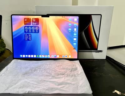 Macbook M1 Pro 14" with original box & acessories