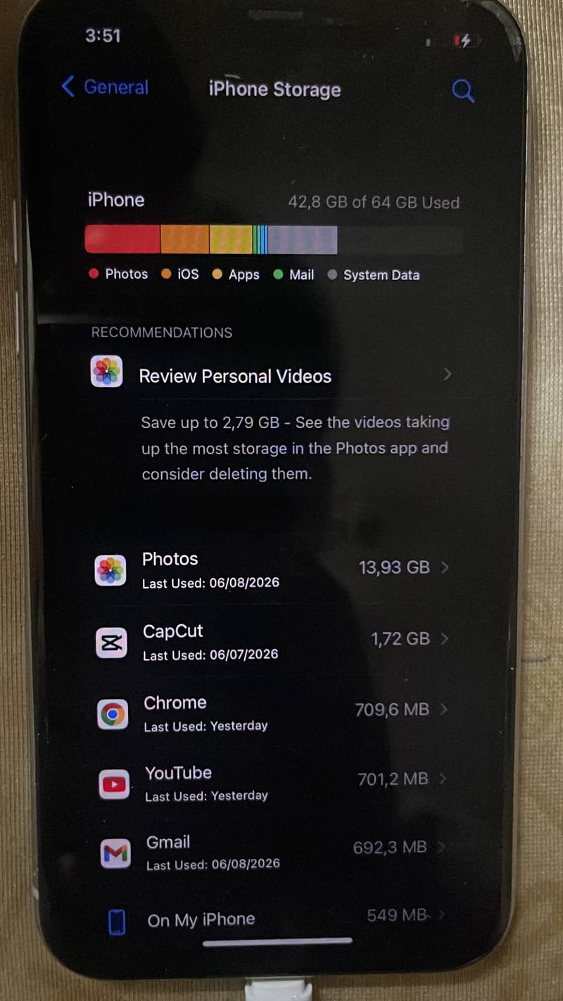 Apple iPhone 11 3