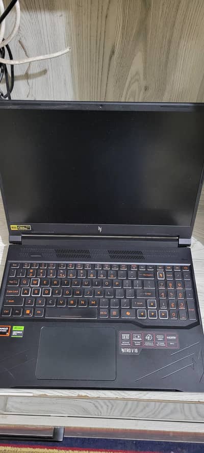 Acer Nitro V16 Ryzen 7 8845HS RTX 4050 GAMING LAPTOP