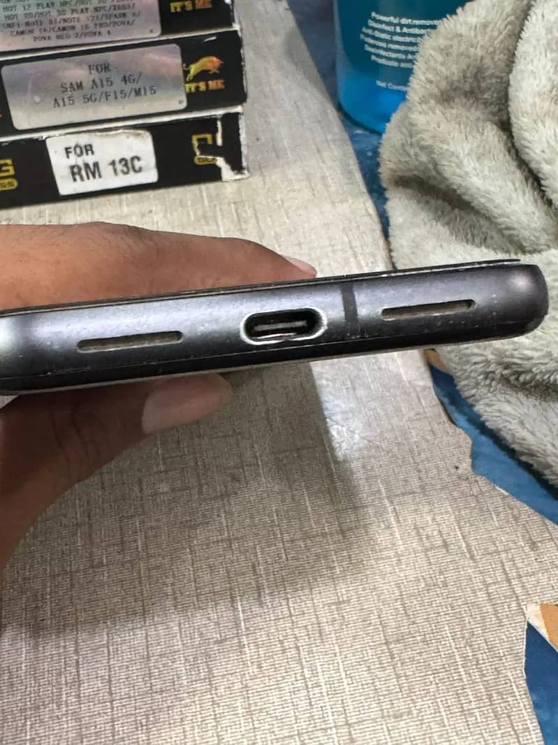 Google Pixel 8 1