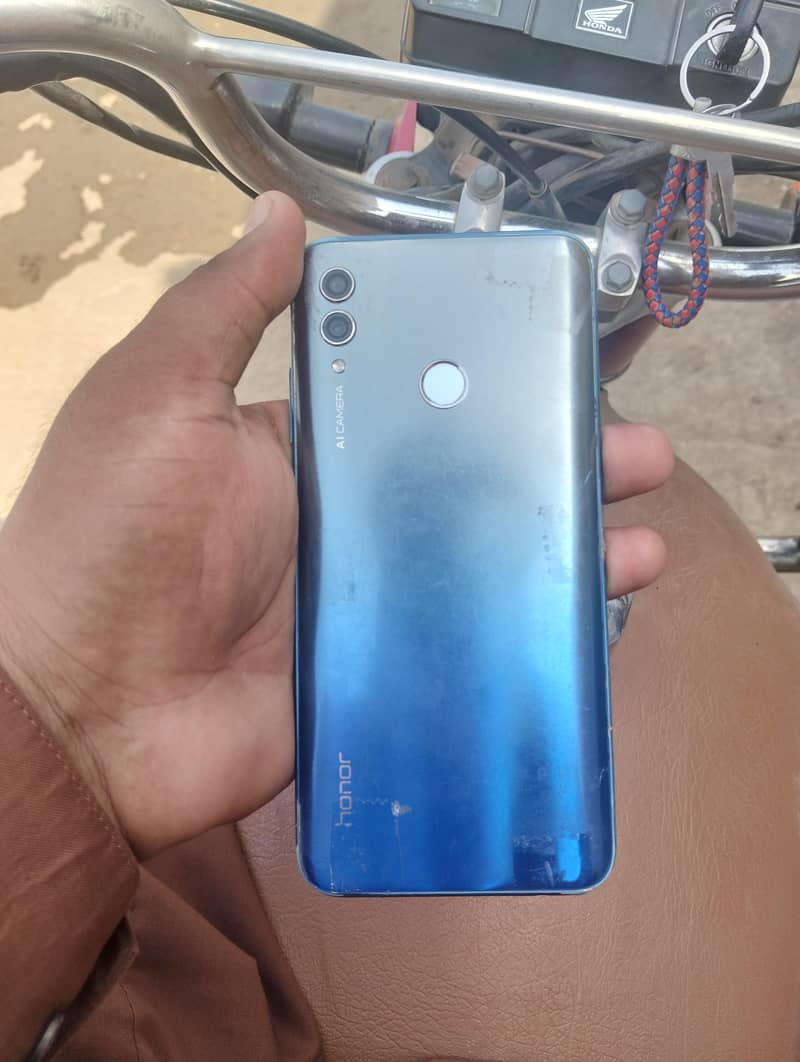 Honor 10 Lite 1
