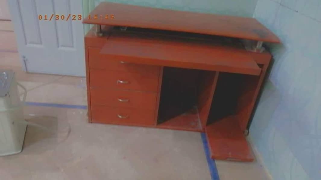 computer table 0