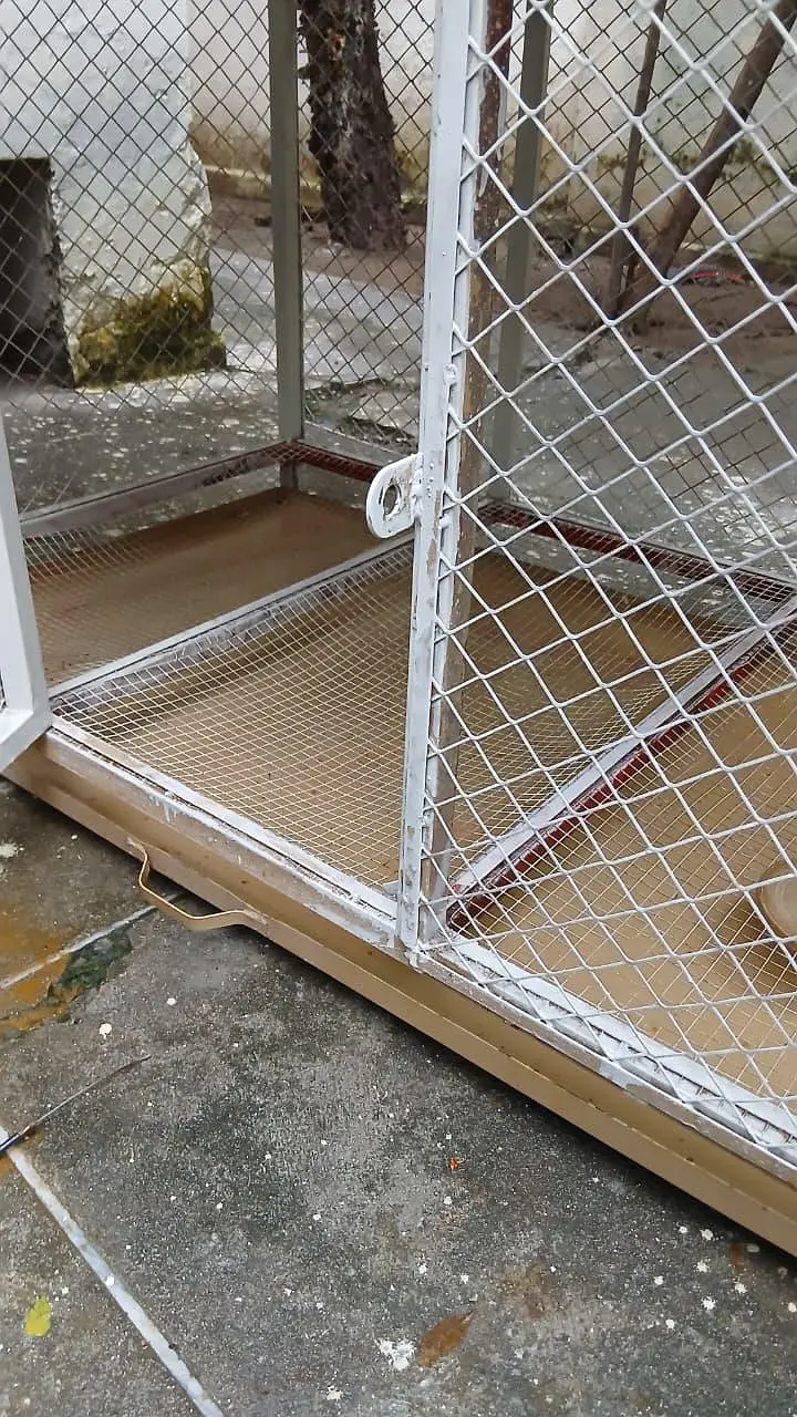 double story Hen's cages 10/10 condition — photo 3