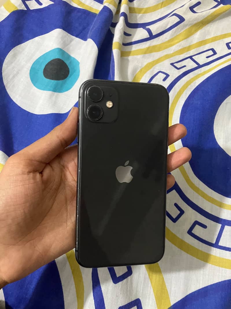 Apple iPhone 11 3