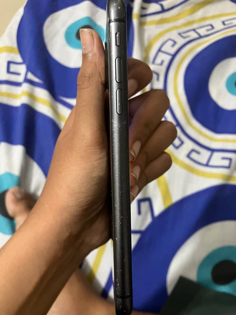 Apple iPhone 11 5