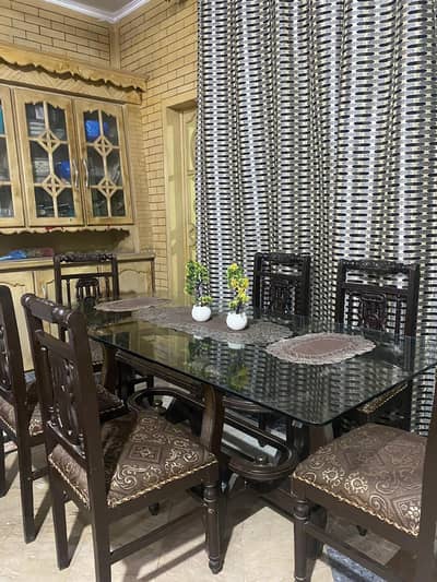 Premium Solid Wood Dining Table Set – Classic Carved Design