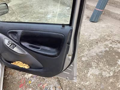 Toyota Vitz 2002