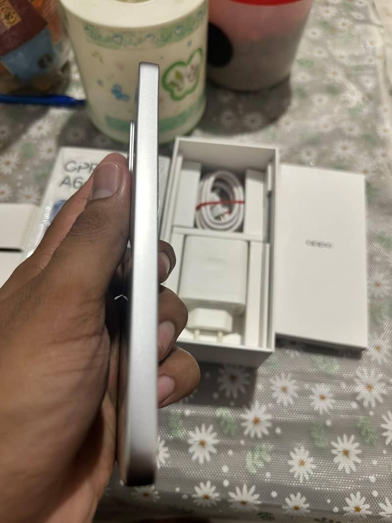 OPPO A6S PRO 7