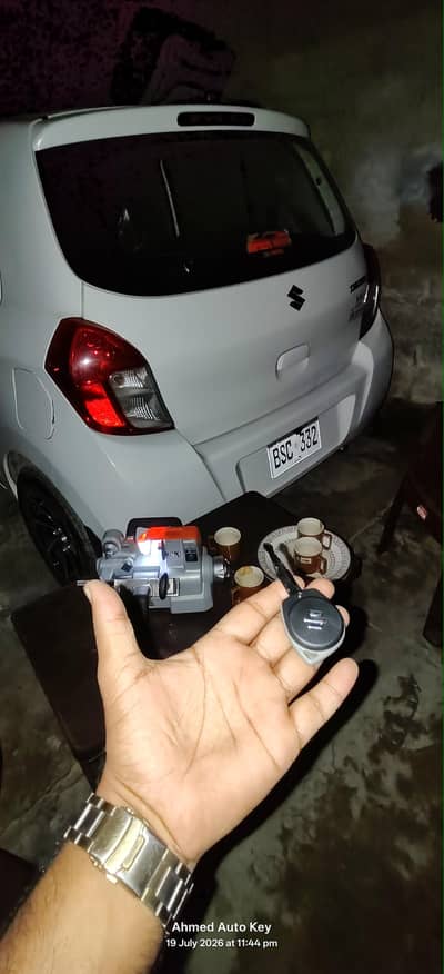 key maker/locksmith/car Smart key remote/lock maker