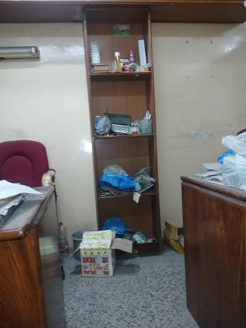 office chairs & Table 8