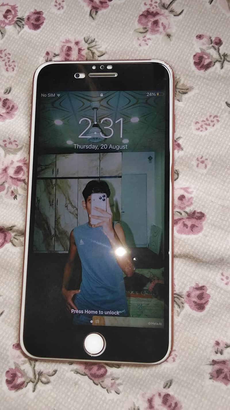 Apple iPhone 7 Plus 2