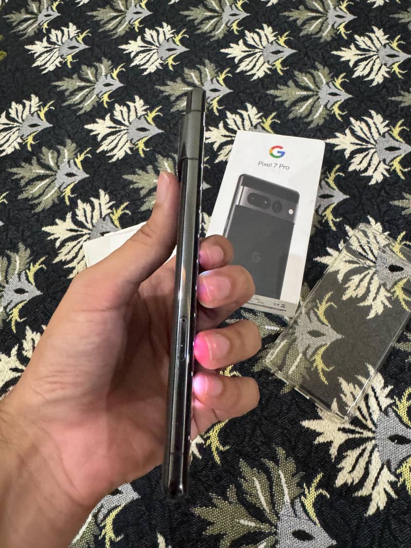 Google Pixel 7 Pro 10