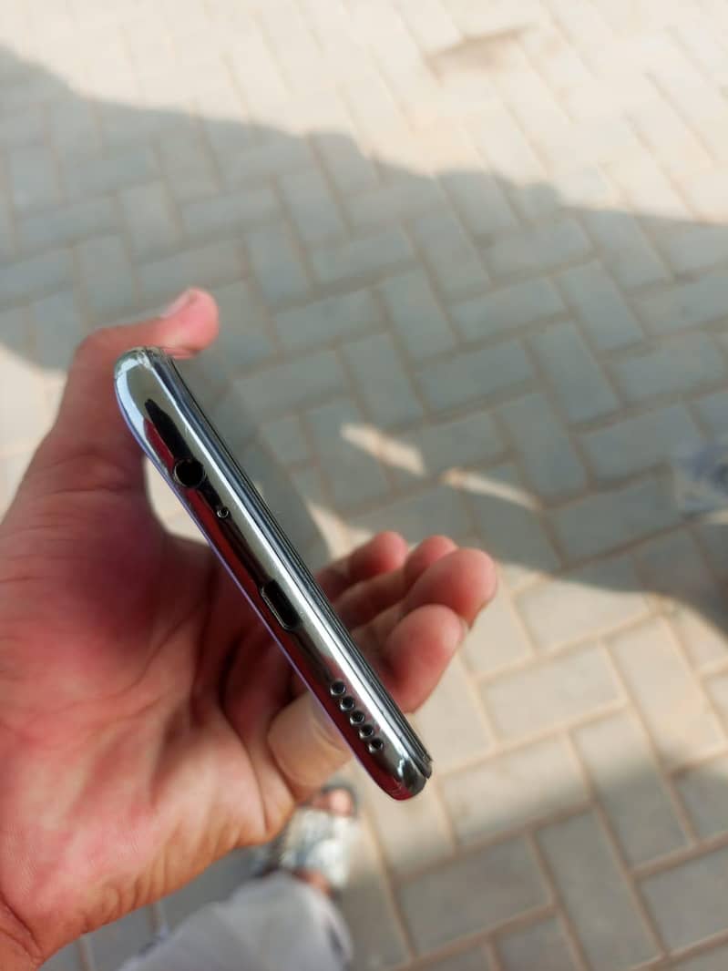 Infinix Note 7 4