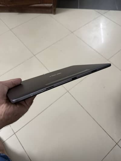 Asus ZenPad T100H