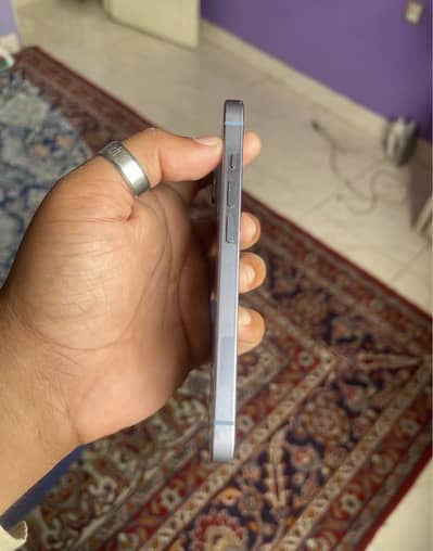 Apple iPhone 14