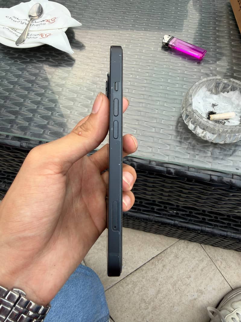 Apple iPhone 13 3