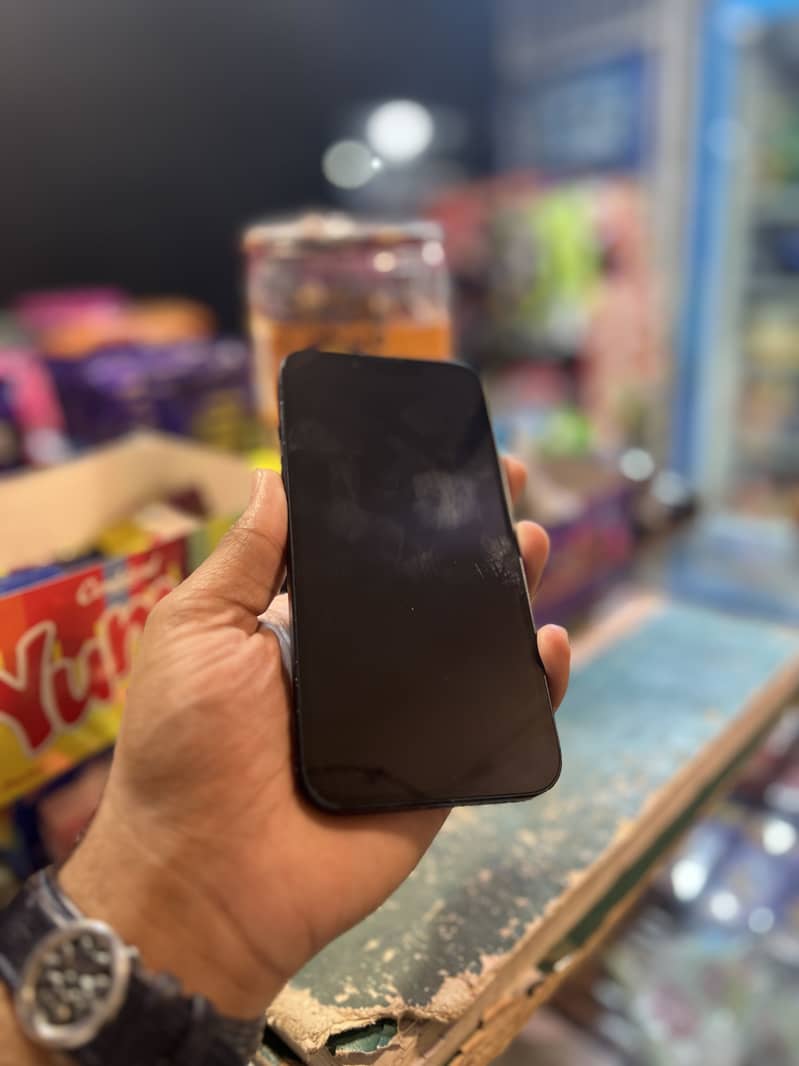 Apple iPhone 14 0