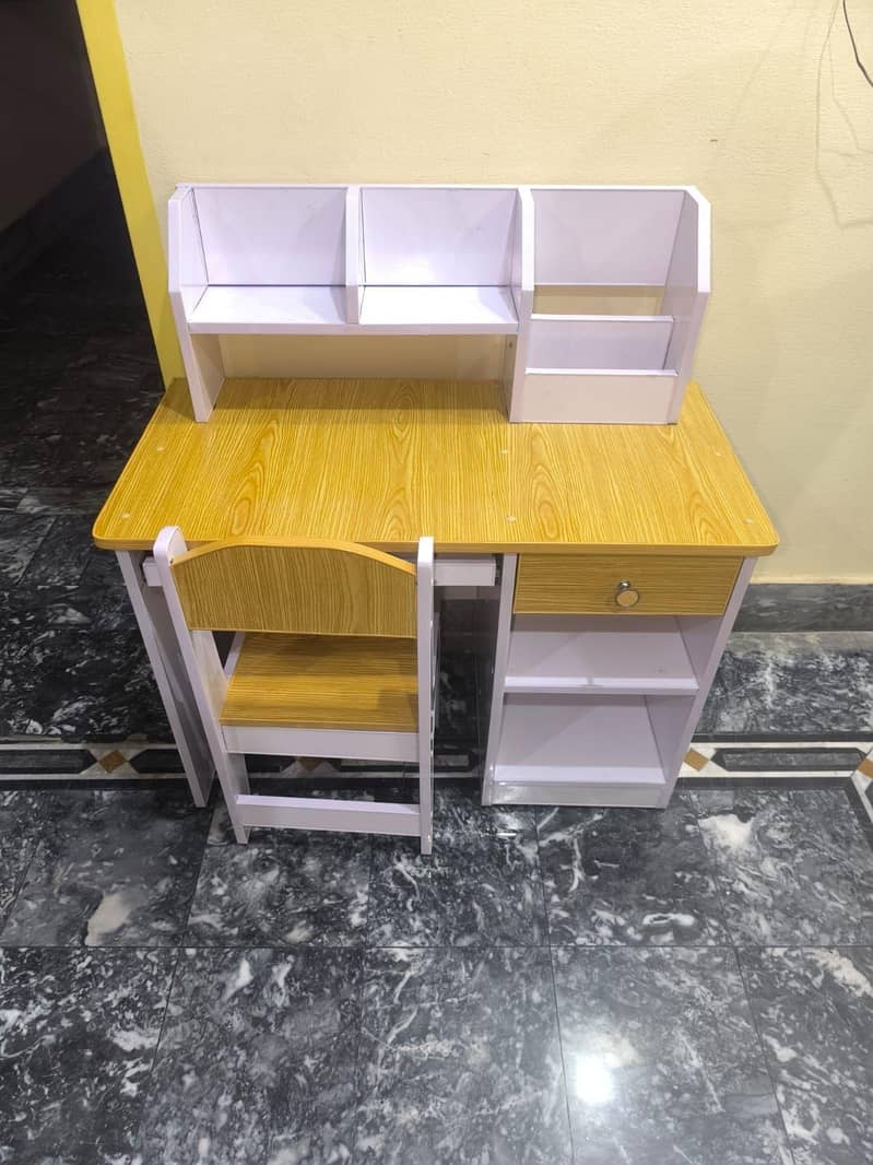 Kids study table 2