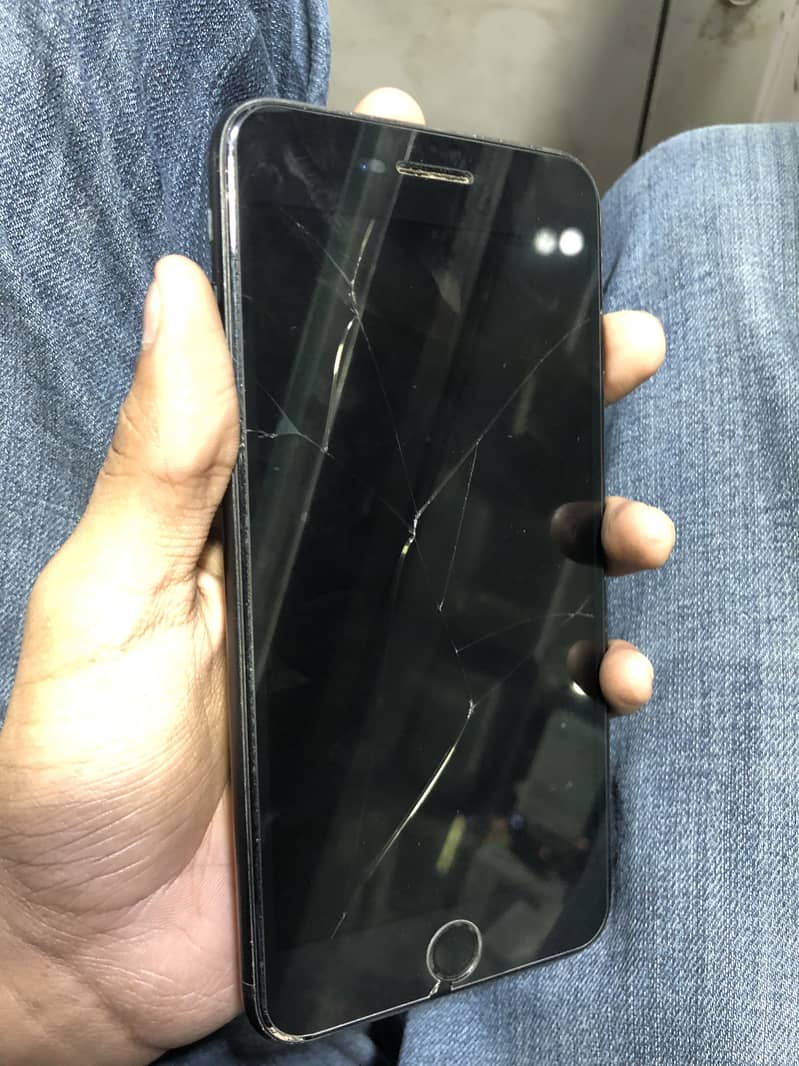 Apple iPhone 7 Plus 5