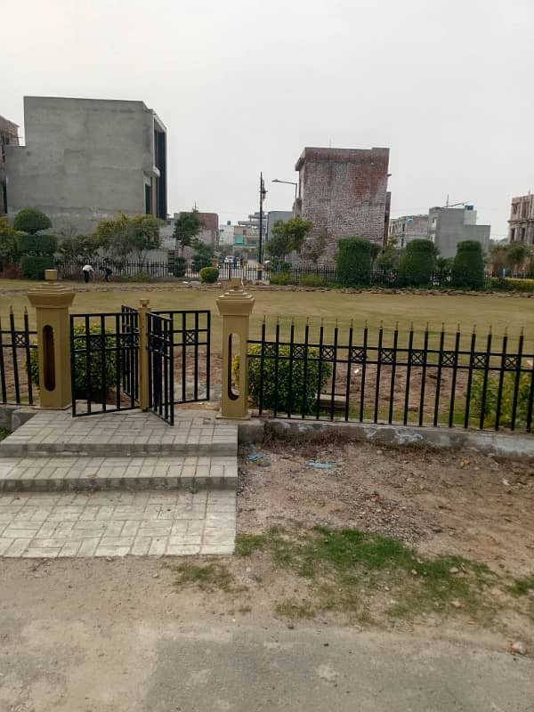 Side facing park 2
