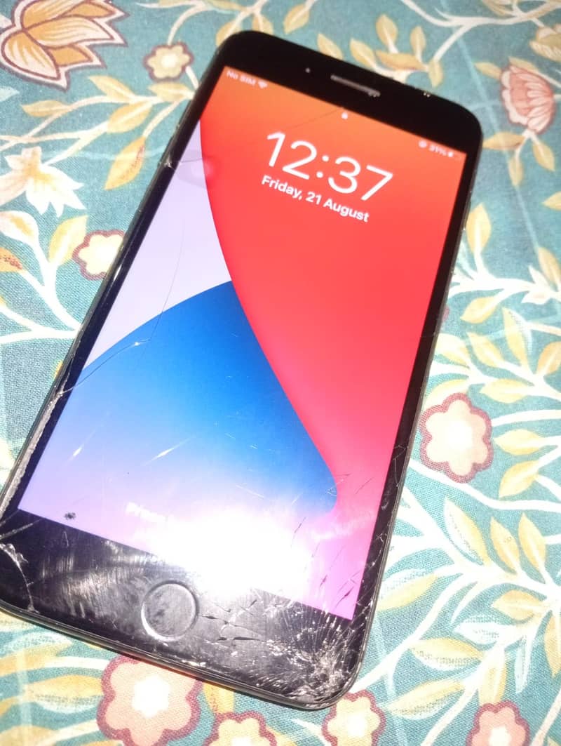 Apple iPhone 7 Plus 3