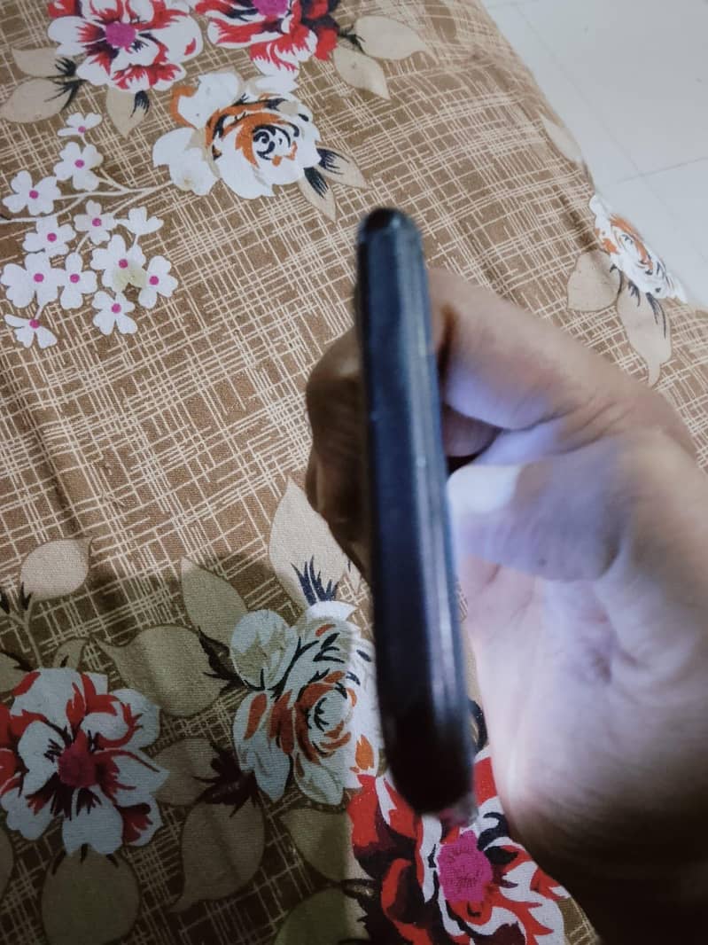 Infinix 6