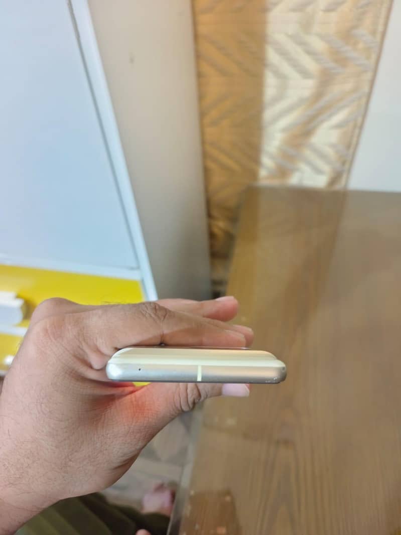 Google Pixel 7 3