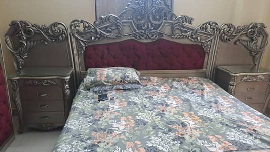 Luxury King Size Bed with Mattress – Good Condition