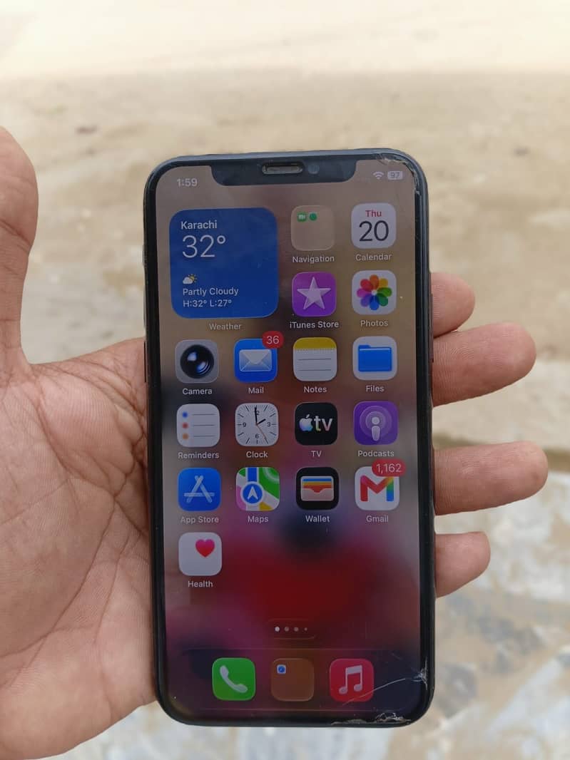 Apple iPhone 11 Pro 7
